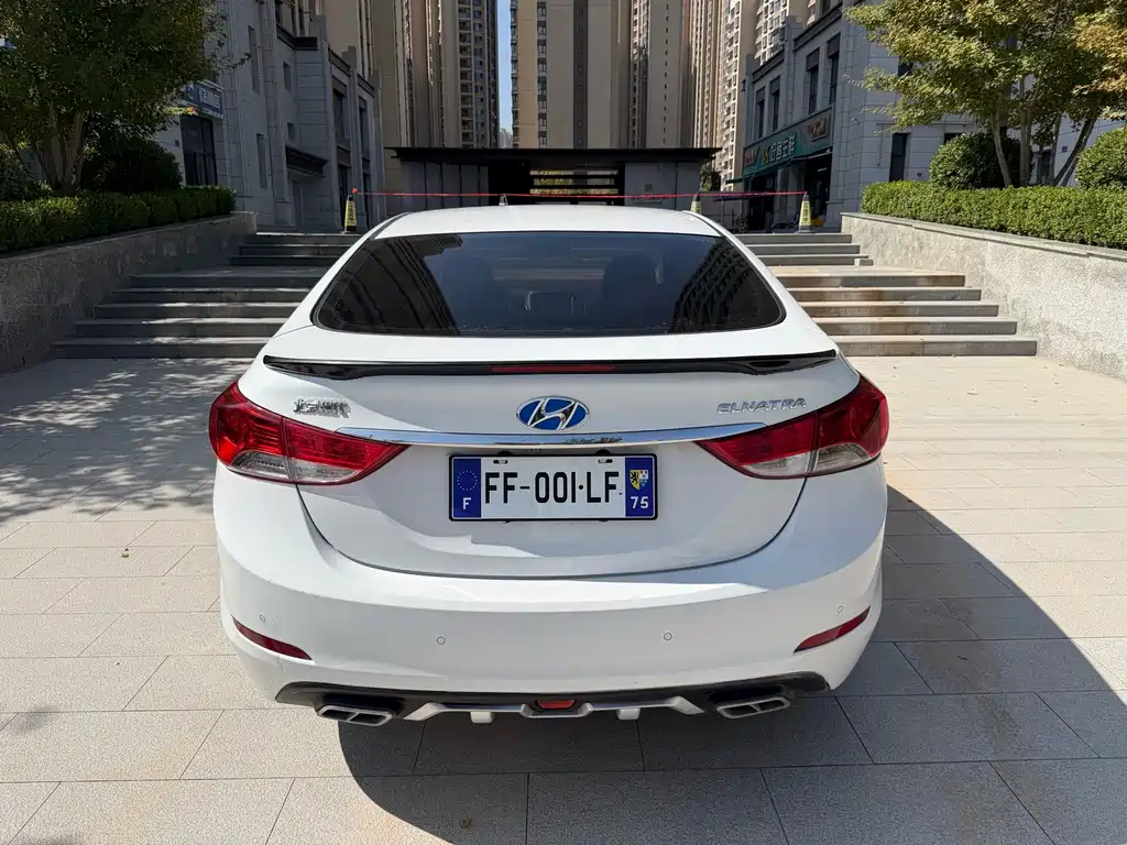 Hyundai Elantra Langdong — миниатюра 5