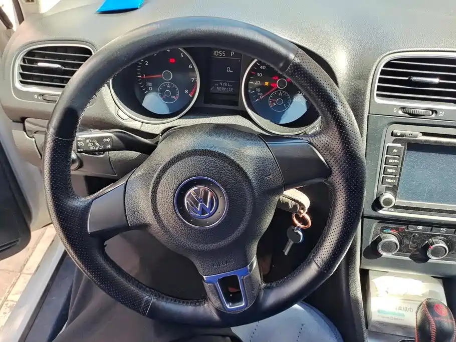 Volkswagen Golf — миниатюра 15
