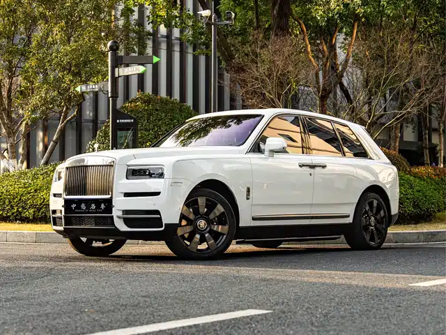 ROLLS-ROYCE CULLINAN