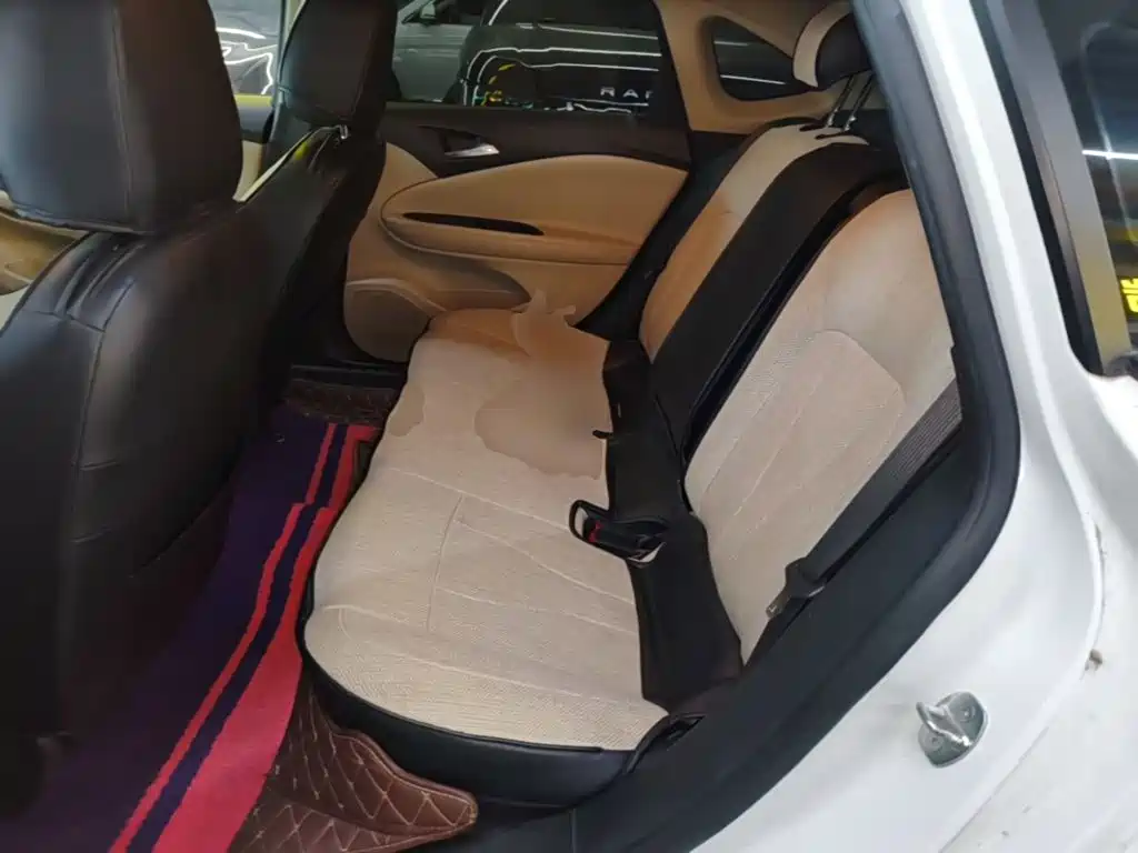 Buick Verano — миниатюра 17