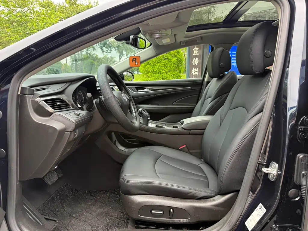 Buick LaCrosse — миниатюра 9