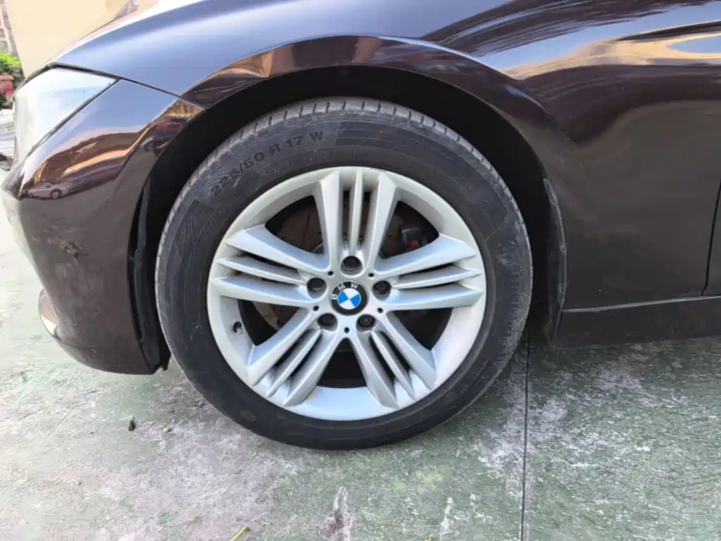 BMW 3 Series — миниатюра 23