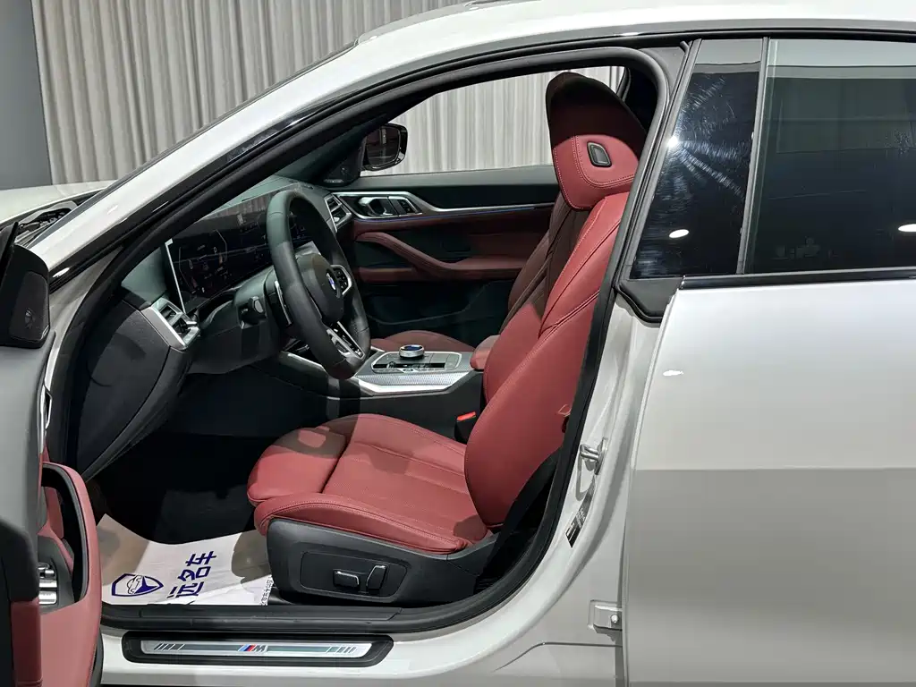 BMW 4 Series — миниатюра 12