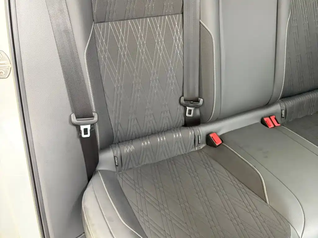 Volkswagen T-Cross — миниатюра 8