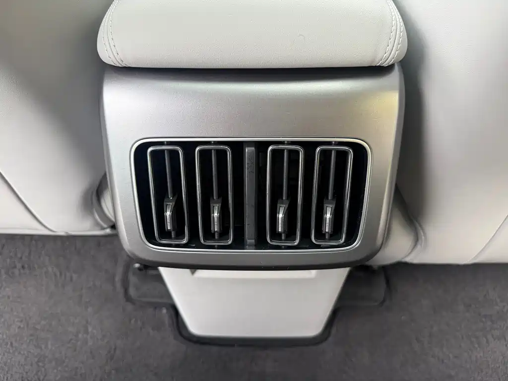 BYD Song Ultra — миниатюра 24