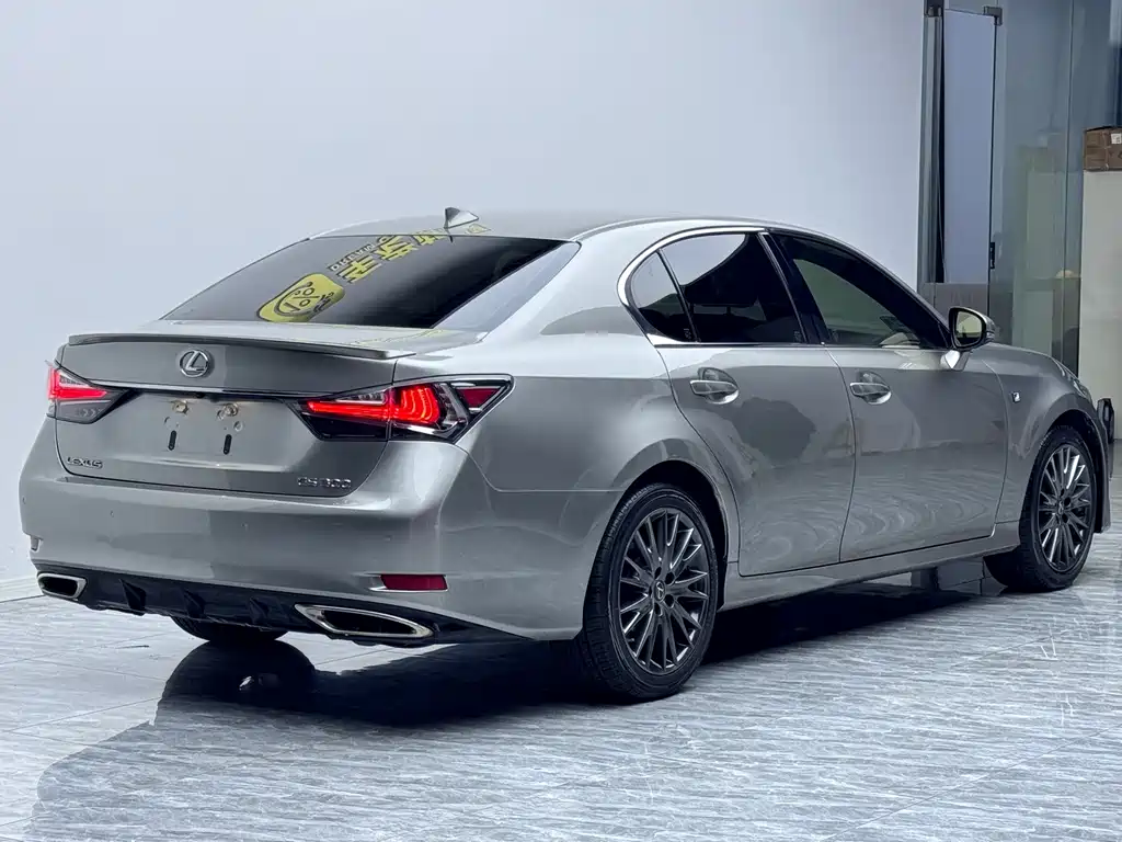 Lexus GS — миниатюра 6