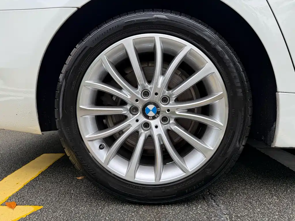 BMW 5 Series — миниатюра 34