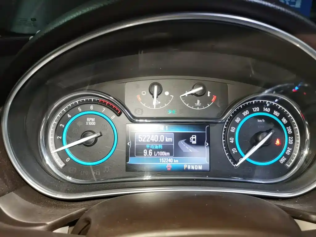 Buick Regal — миниатюра 12