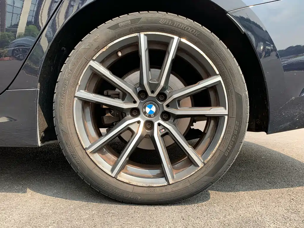 BMW 3 Series — миниатюра 9