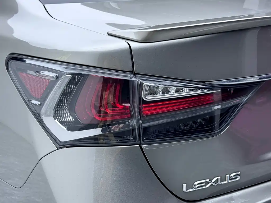 Lexus GS — миниатюра 3