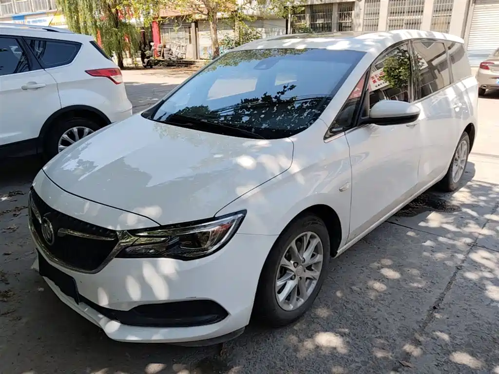 Buick GL6 2017