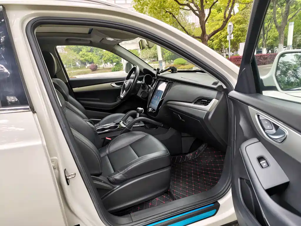 Zotye Zotye SR7 — миниатюра 17