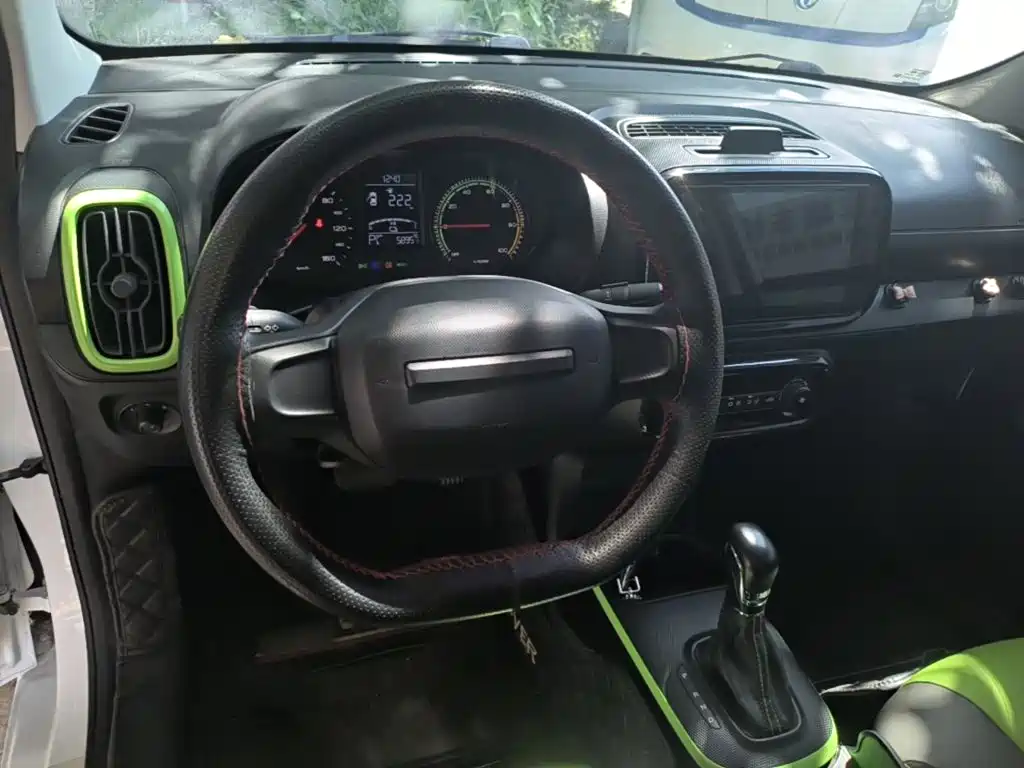 Roewe Clever — миниатюра 11