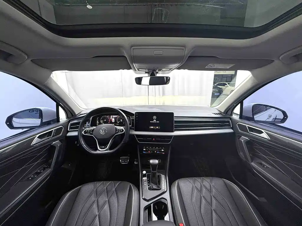 Volkswagen Tiguan L — миниатюра 7