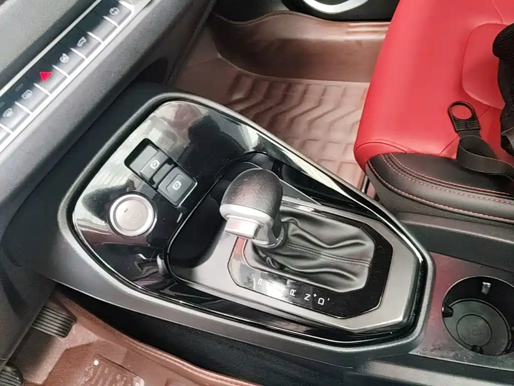 Haval H2s — миниатюра 14