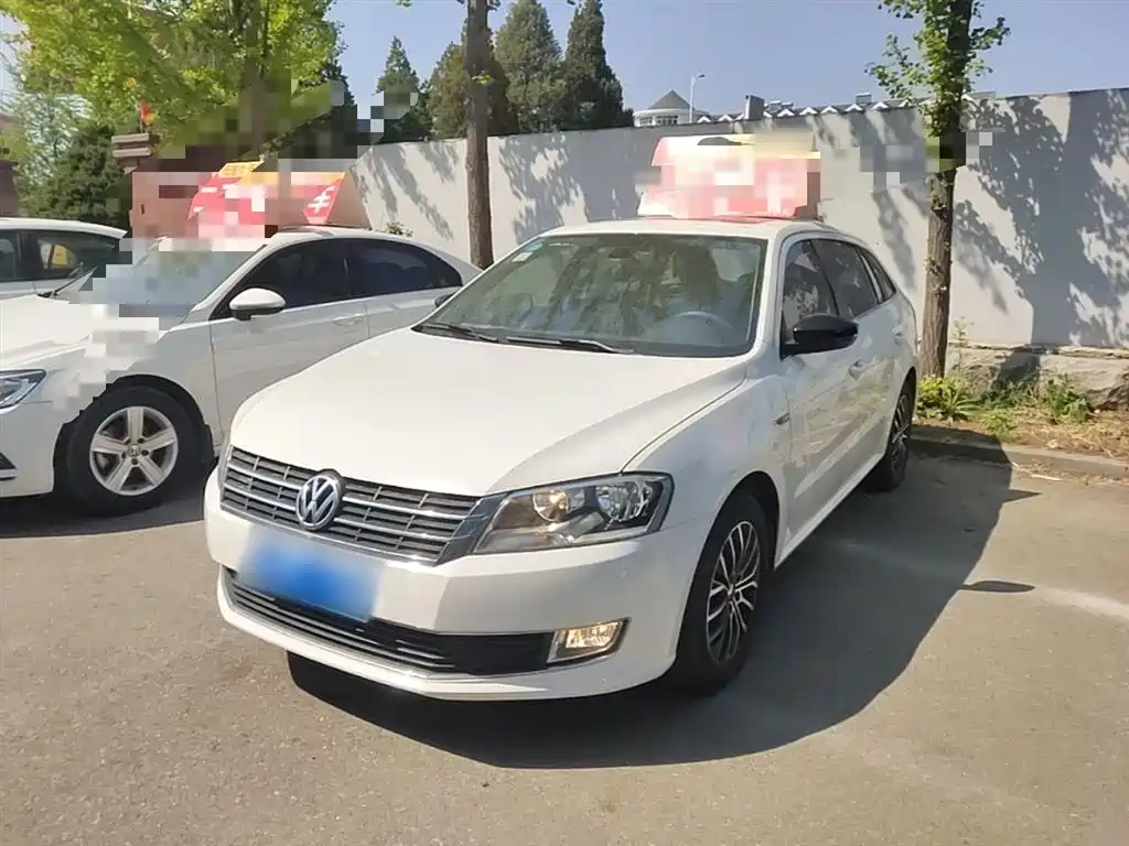 Volkswagen Gran Lavida 2015