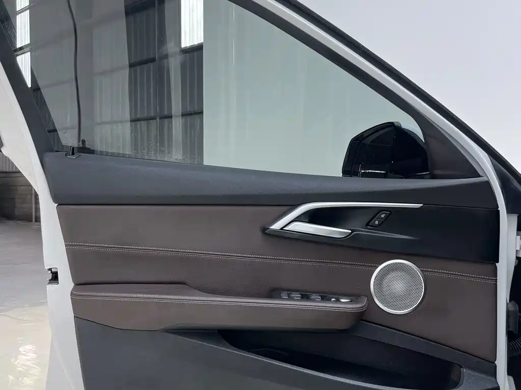 BMW 1 Series — миниатюра 12