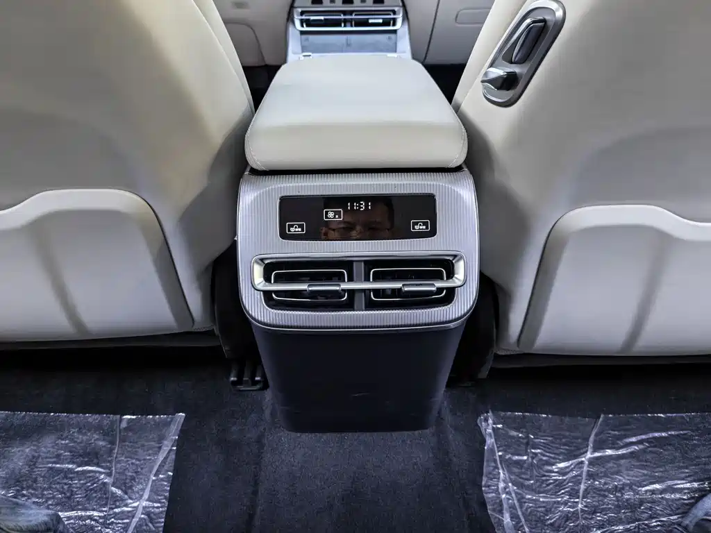 BYD Han L — миниатюра 12