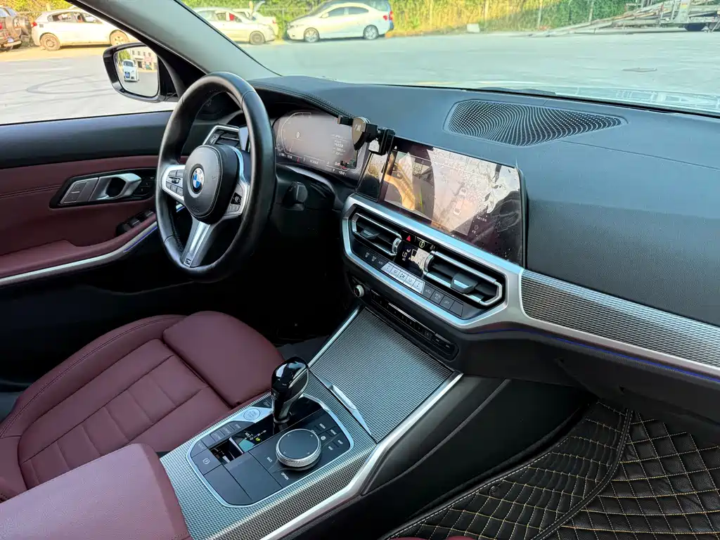 BMW 3 Series — миниатюра 13