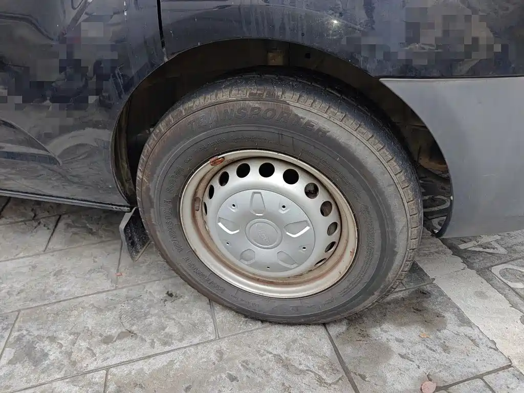 Ford Transit — миниатюра 10