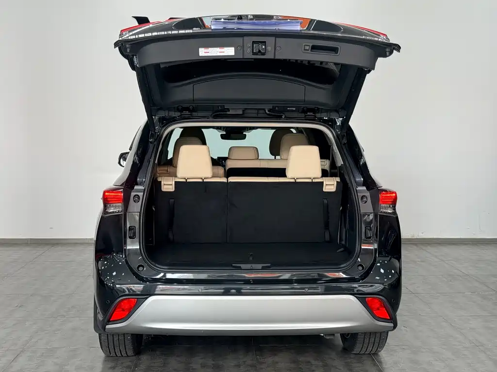 Toyota Highlander — миниатюра 17