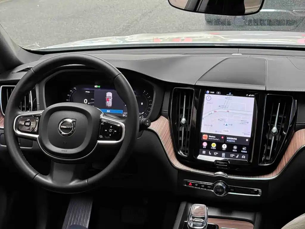 Volvo XC60 — миниатюра 13
