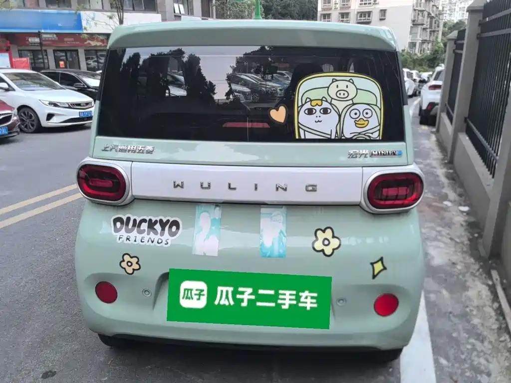 Wuling MINIEV — миниатюра 5