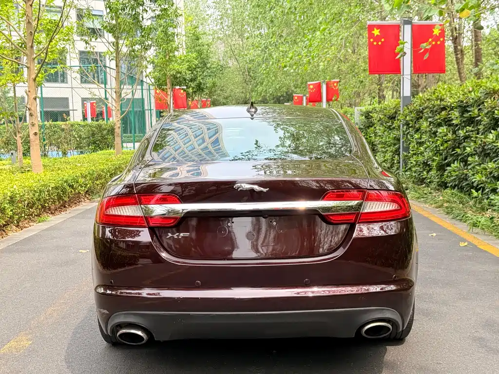 Jaguar XF — миниатюра 4