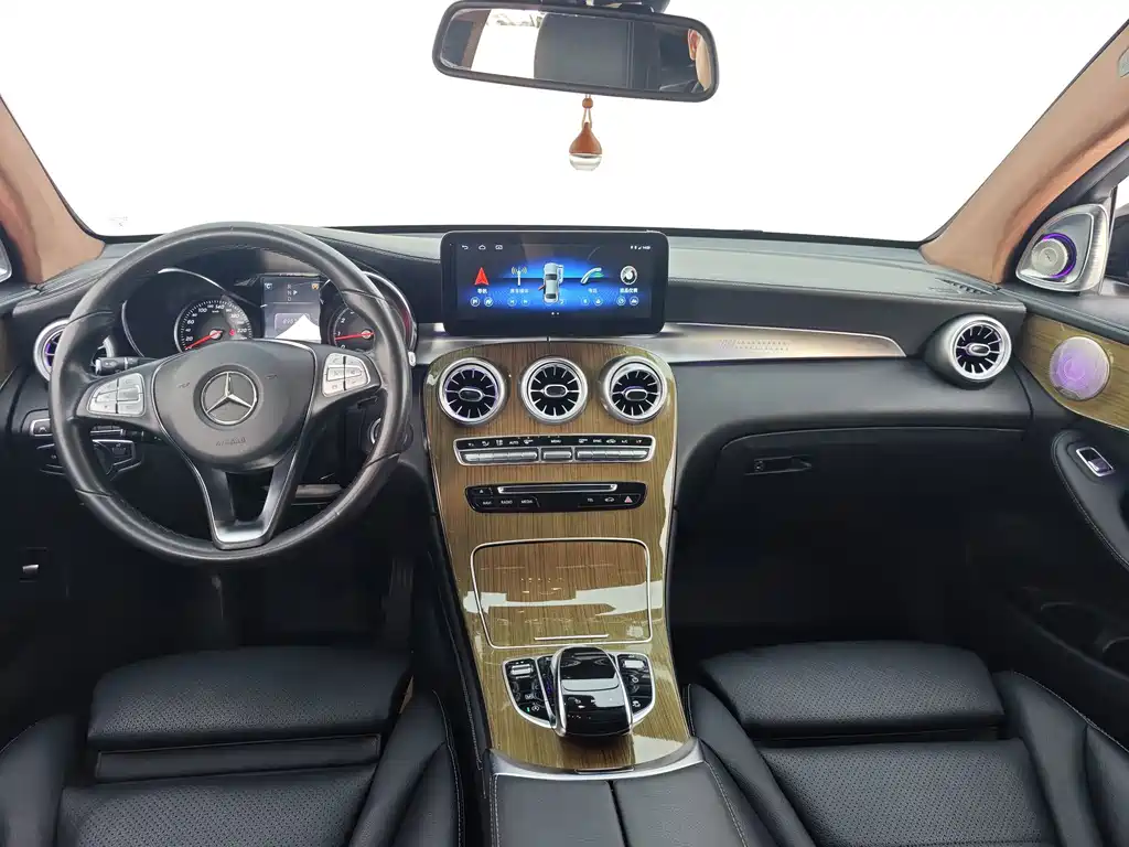 Mercedes-Benz GLC Coupe — миниатюра 9