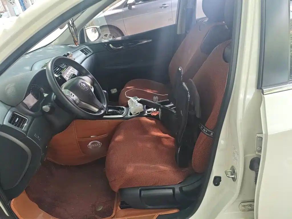 Nissan Tiida — миниатюра 16