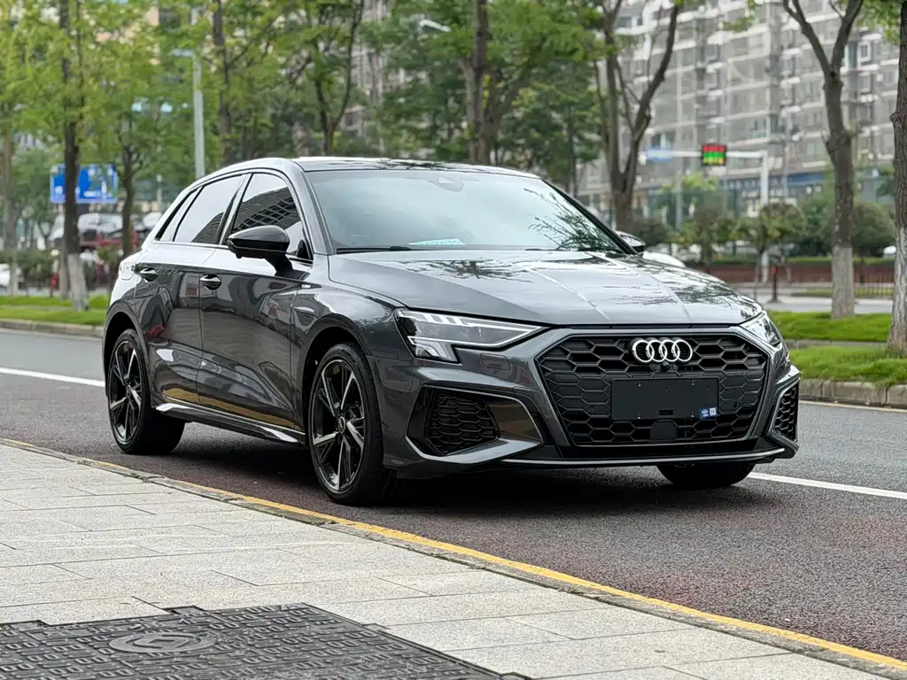 Audi A3 2022 Sportback 35 TFSI Fashion Sport