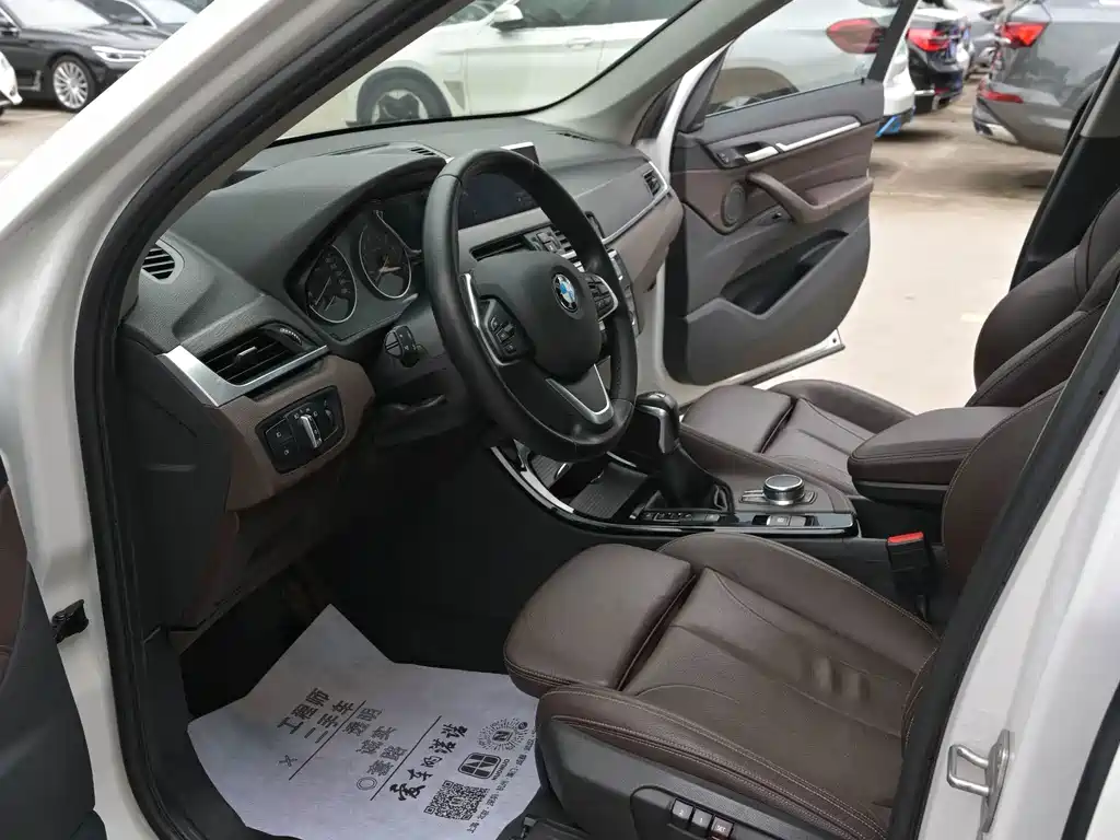 BMW X1 — миниатюра 7
