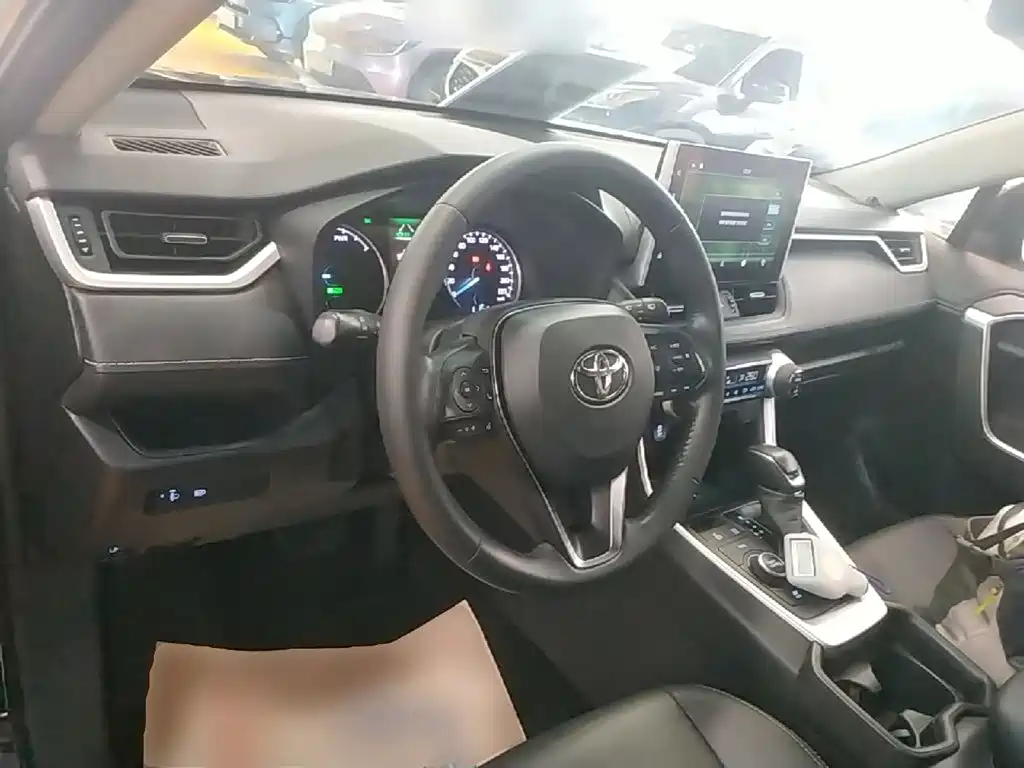 Toyota Wildlander — миниатюра 14