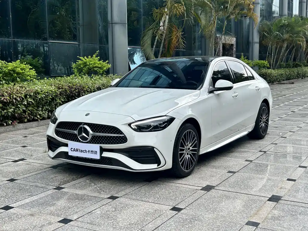 Mercedes-Benz C-Class 2025