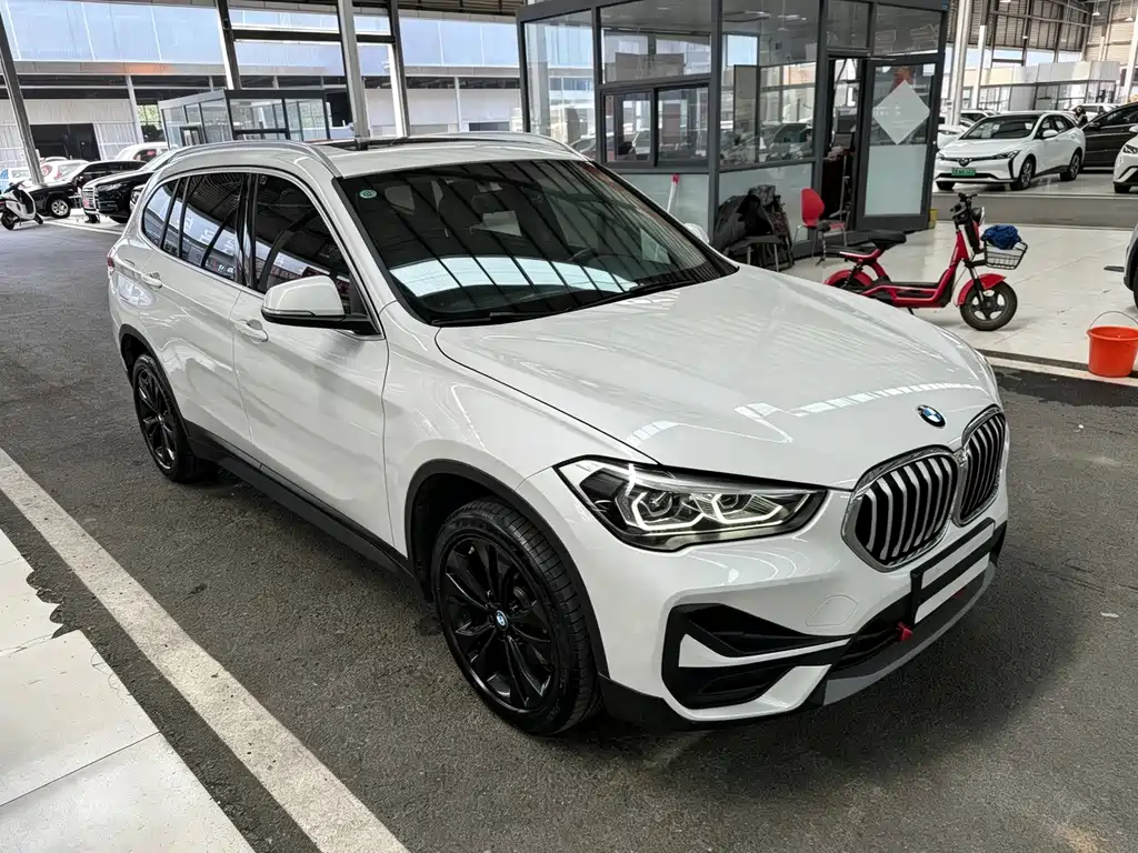 BMW X1 — миниатюра 3
