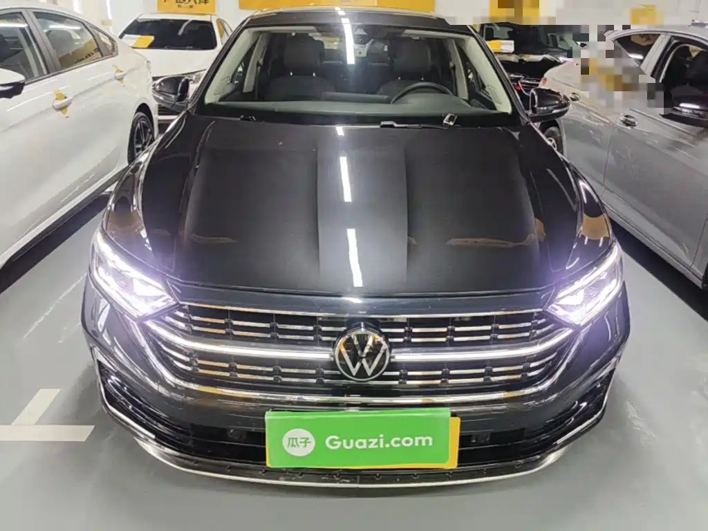 Volkswagen Sagitar — миниатюра 3