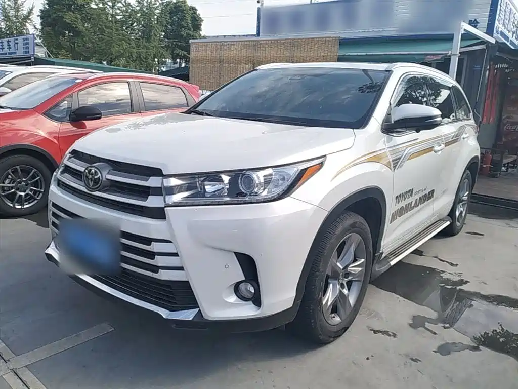 Toyota Highlander 2021