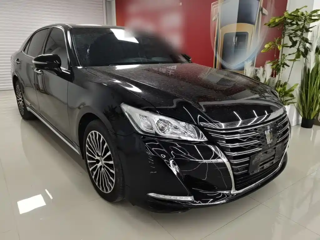 Toyota Crown 2018 2.0T Sport