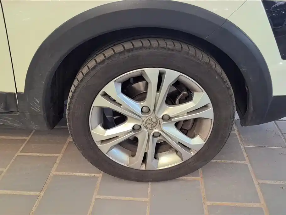 BAIC New Energy EX — миниатюра 6