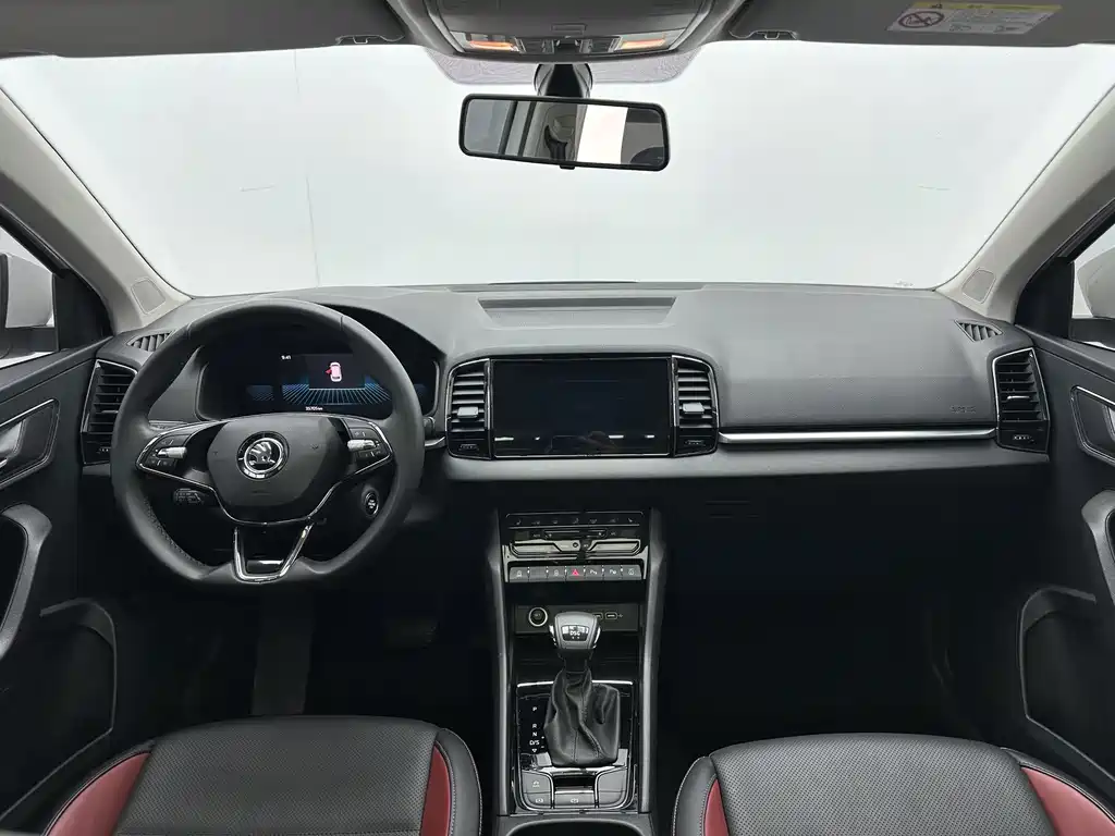 Skoda Karoq — миниатюра 7