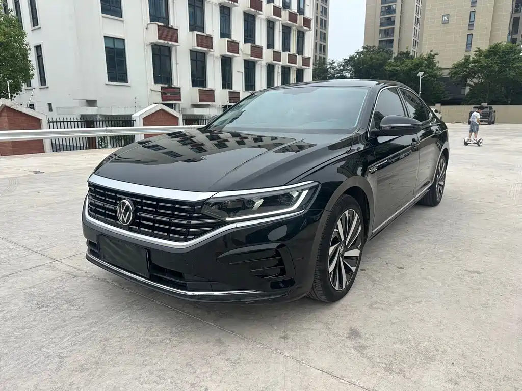 Volkswagen Passat 2022