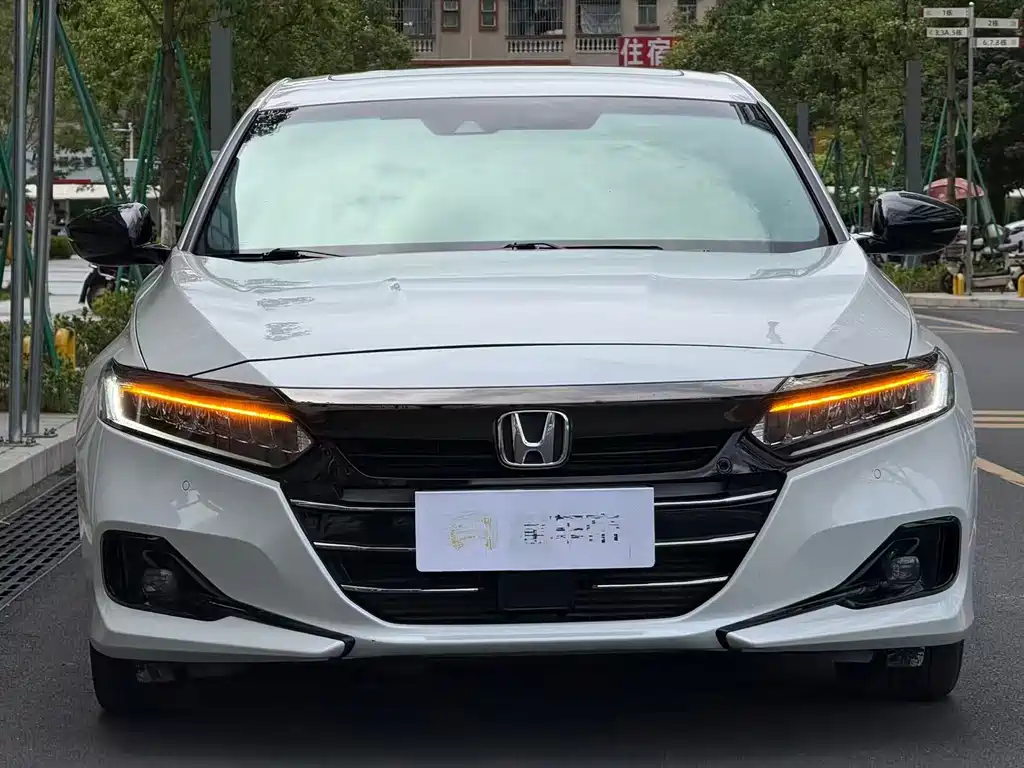 Honda Accord — миниатюра 2