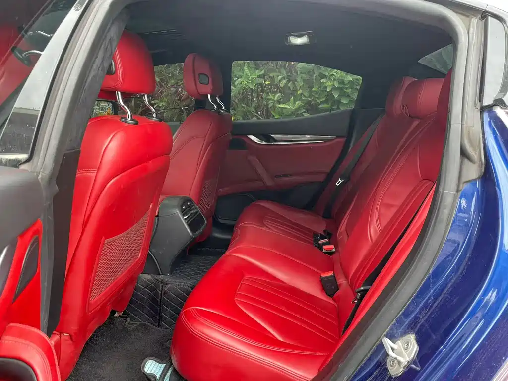 Maserati Ghibli — миниатюра 4