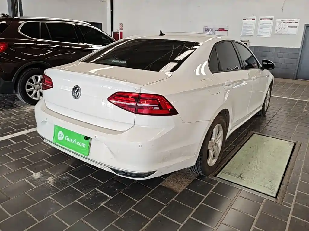 Volkswagen Lamando — миниатюра 7