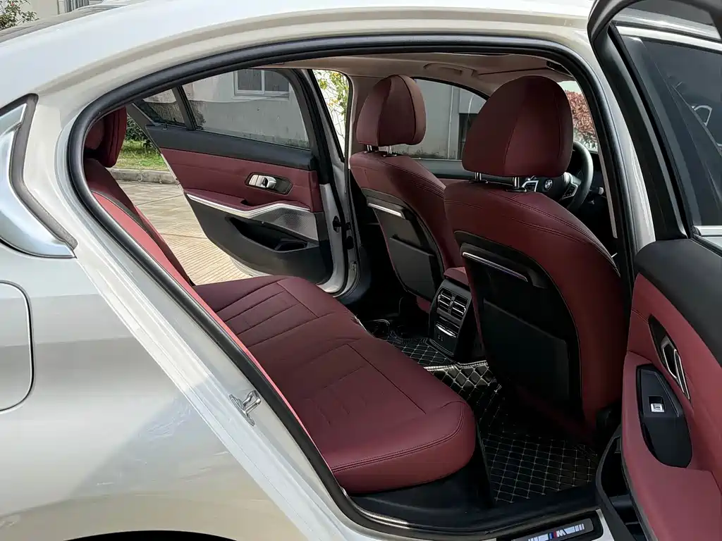 BMW 3 Series — миниатюра 9