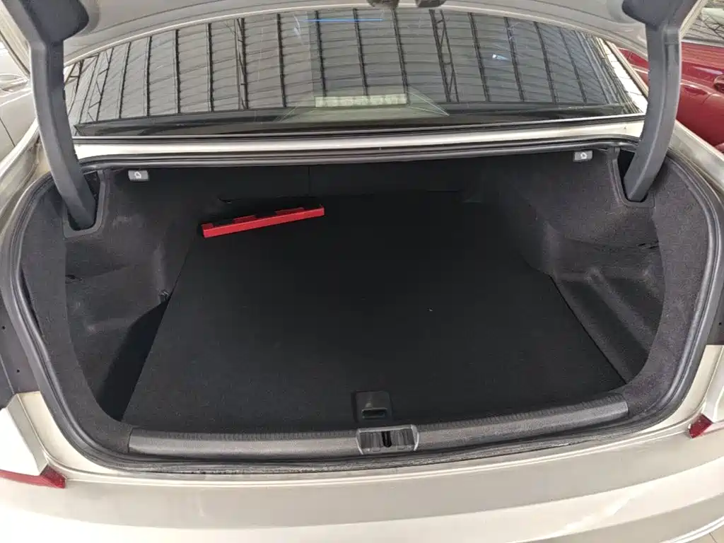Volkswagen Passat — миниатюра 19