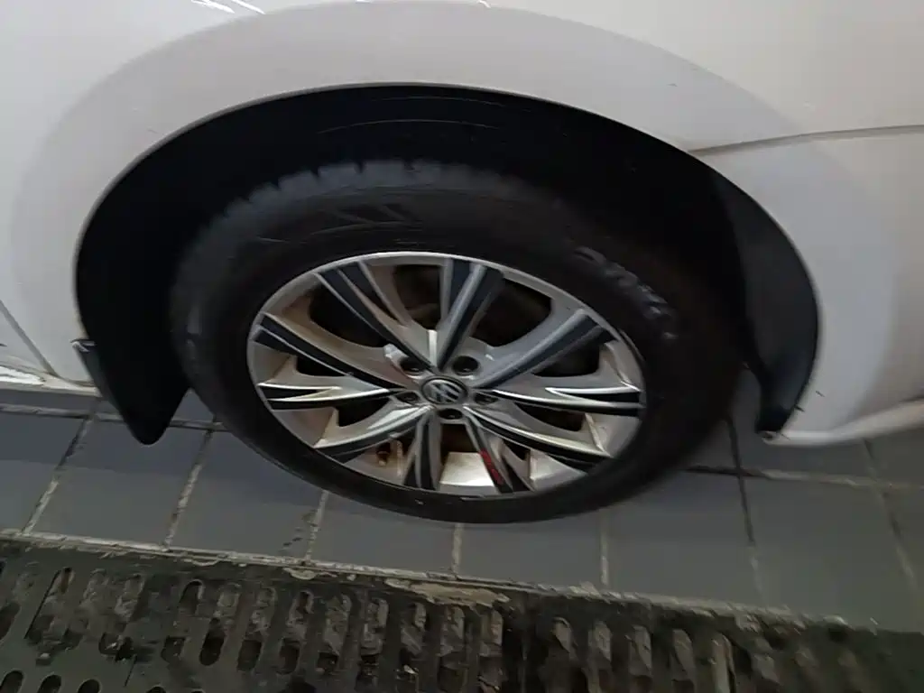 Volkswagen Lavida — миниатюра 12