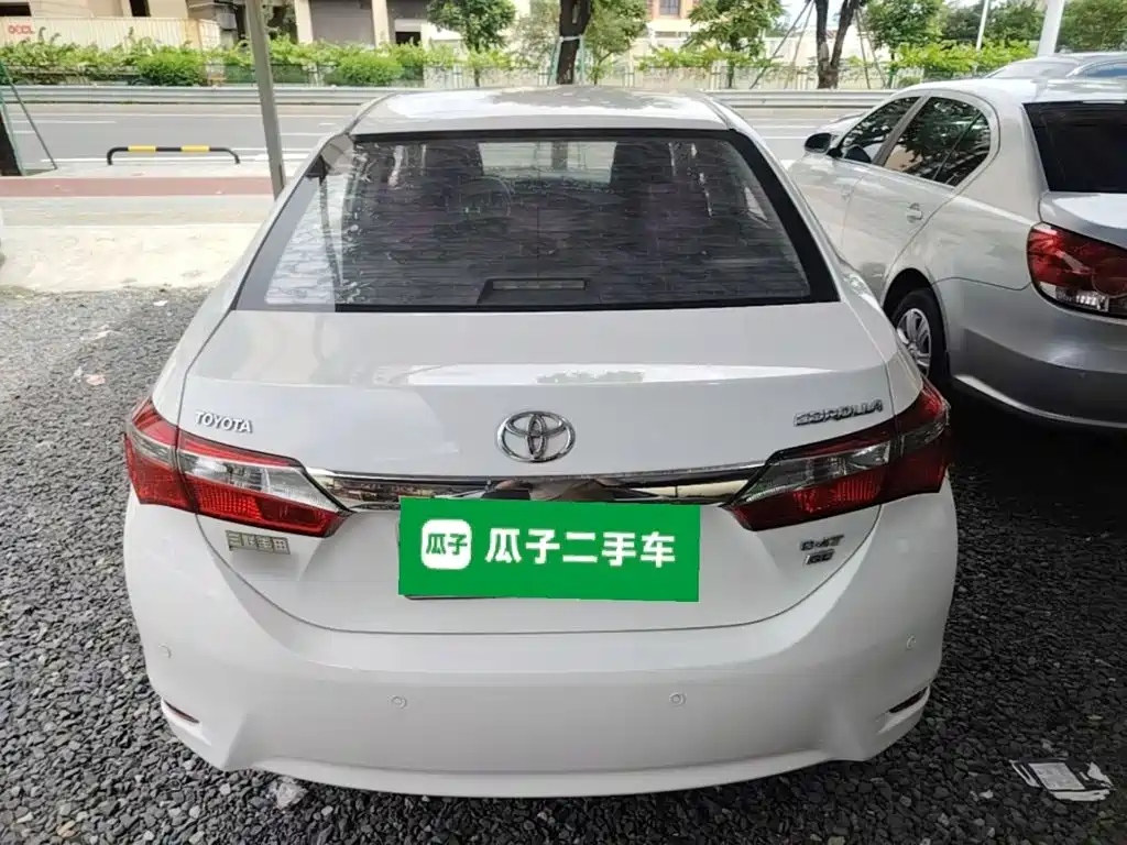 Toyota Corolla — миниатюра 6