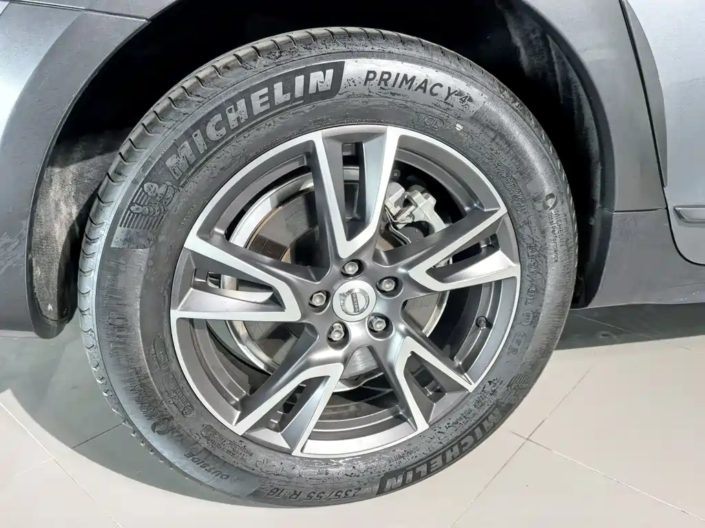 Volvo V90 — миниатюра 15