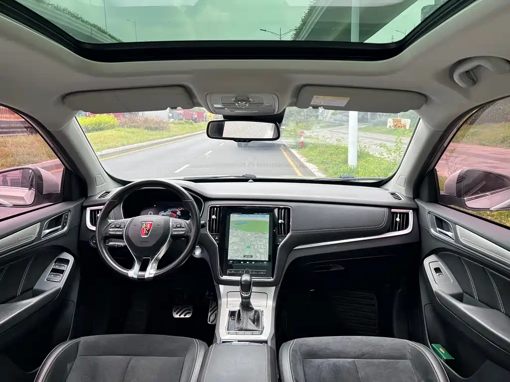 Roewe RX5 New Energy — миниатюра 15